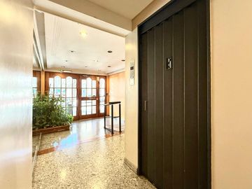 DEPARTAMENTO 4 AMB CON COCHERA EN LANUSITA