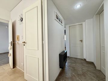 DEPARTAMENTO 4 AMB CON COCHERA EN LANUSITA