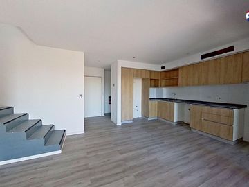 Depto Venta Duplex 3 amb con Terraza coch. V López