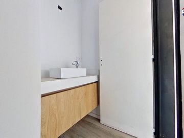 Departamento en Venta. 2 amb. c/ cochera V. López