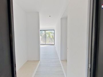 Departamento en Venta. 2 amb. c/ cochera V. López