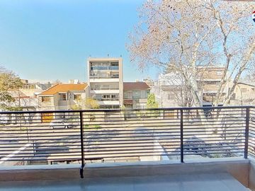 Departamento en Venta. 2 amb. c/ cochera V. López