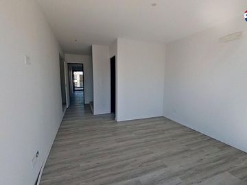 Departamento en Venta. 2 amb. c/ cochera V. López