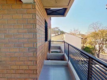 Departamento en Venta. 2 amb. c/ cochera V. López