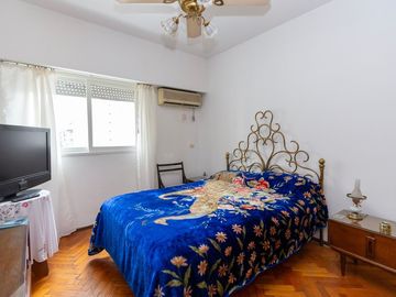 VENTA, DEPARTAMENTO 4 AMBIENTES C/BAICON AL FRENTE