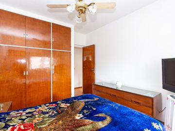 VENTA, DEPARTAMENTO 4 AMBIENTES C/BAICON AL FRENTE