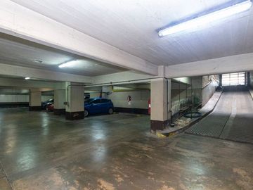 VENTA, DEPARTAMENTO 4 AMBIENTES C/BAICON AL FRENTE