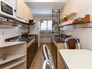 VENTA, DEPARTAMENTO 4 AMBIENTES C/BAICON AL FRENTE