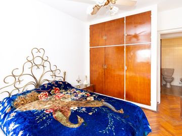 VENTA, DEPARTAMENTO 4 AMBIENTES C/BAICON AL FRENTE