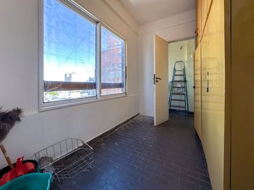 Piso c/Balcón al fte y vista al rio Nuñez CABA