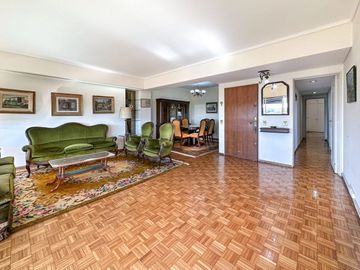 Piso c/Balcón al fte y vista al rio Nuñez CABA