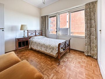 Piso c/Balcón al fte y vista al rio Nuñez CABA