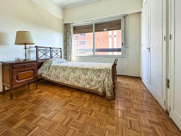 Piso c/Balcón al fte y vista al rio Nuñez CABA