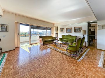 Piso c/Balcón al fte y vista al rio Nuñez CABA