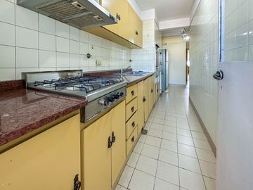 Piso c/Balcón al fte y vista al rio Nuñez CABA