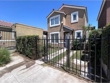 VENTA CASA BARRIO LOS CIRUELOS, BUIN 3D 2B