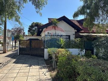 Hermosa Casa / Recoleta -  Tranquilo y Seguro