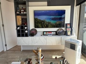 Bien ubicado departamento