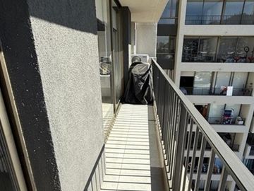 Bien ubicado departamento