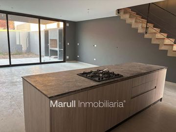Duplex venta exclusivo en Nobu Town 3 dormitorios 3 baños