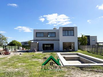 Casa - San Sebastian - Area 7 - Lote 184