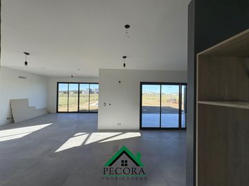 Casa - San Sebastian - Area 7 - Lote 184