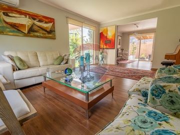 Casa Condominio/ Gasto Comun bajo