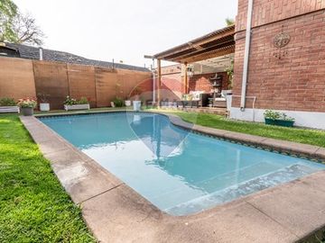 Casa Condominio/ Gasto Comun bajo