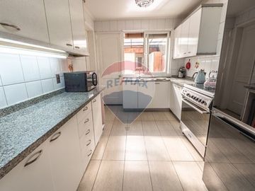 Casa Condominio/ Gasto Comun bajo