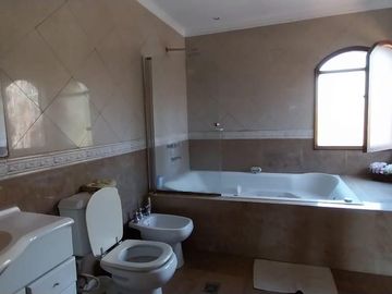 Casa en venta en Country Marcos Paz, Yerba Buena,