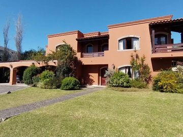 Casa en venta en Country Marcos Paz, Yerba Buena,
