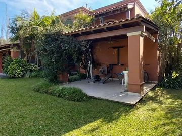 Casa en venta en Country Marcos Paz, Yerba Buena,