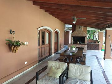 Casa en venta en Country Marcos Paz, Yerba Buena,