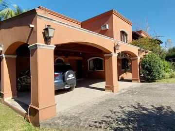 Casa en venta en Country Marcos Paz, Yerba Buena,