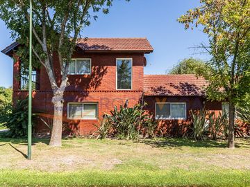 Casa en venta en Barrio Santa Ana, Moreno