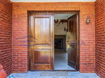 Casa en venta en Barrio Santa Ana, Moreno