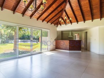 Casa en venta en Barrio Santa Ana, Moreno