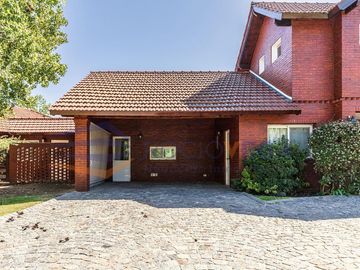 Casa en venta en Barrio Santa Ana, Moreno