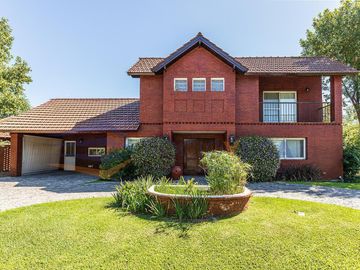 Casa en venta en Barrio Santa Ana, Moreno