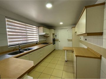 Hermosa y amplia  casa en venta