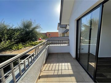 Hermosa y amplia  casa en venta