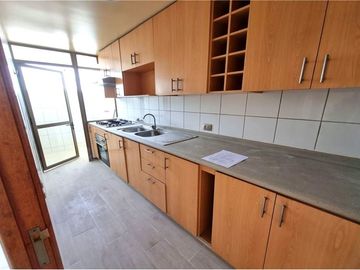 Hermosa vista 2D/2B/ESTC/BOD,a pasos metro B.Artes