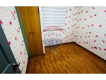 Moderna Casa Familiar en Venta en Buin