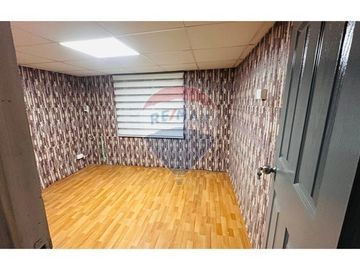 Moderna Casa Familiar en Venta en Buin