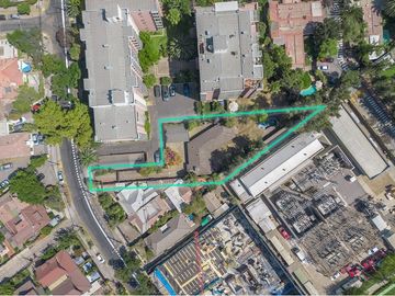 Las Condes: Casa Espaciosa y Céntrica