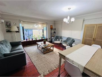 Casa en La Reina, Espaciosa y Acogedora Joyita