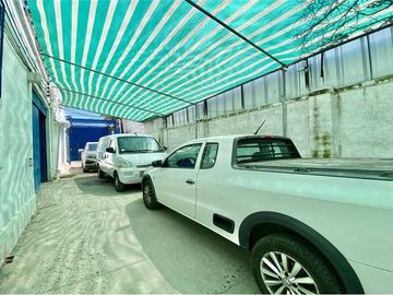 Gran ubicación, industria, bodega, taller.