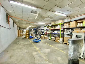 Gran ubicación, industria, bodega, taller.