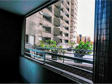 Moderno depto. 2D/2B con bodega en Santiago