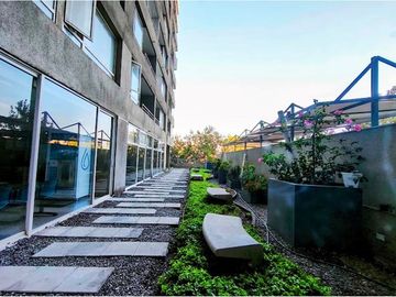 Moderno depto. 2D/2B con bodega en Santiago